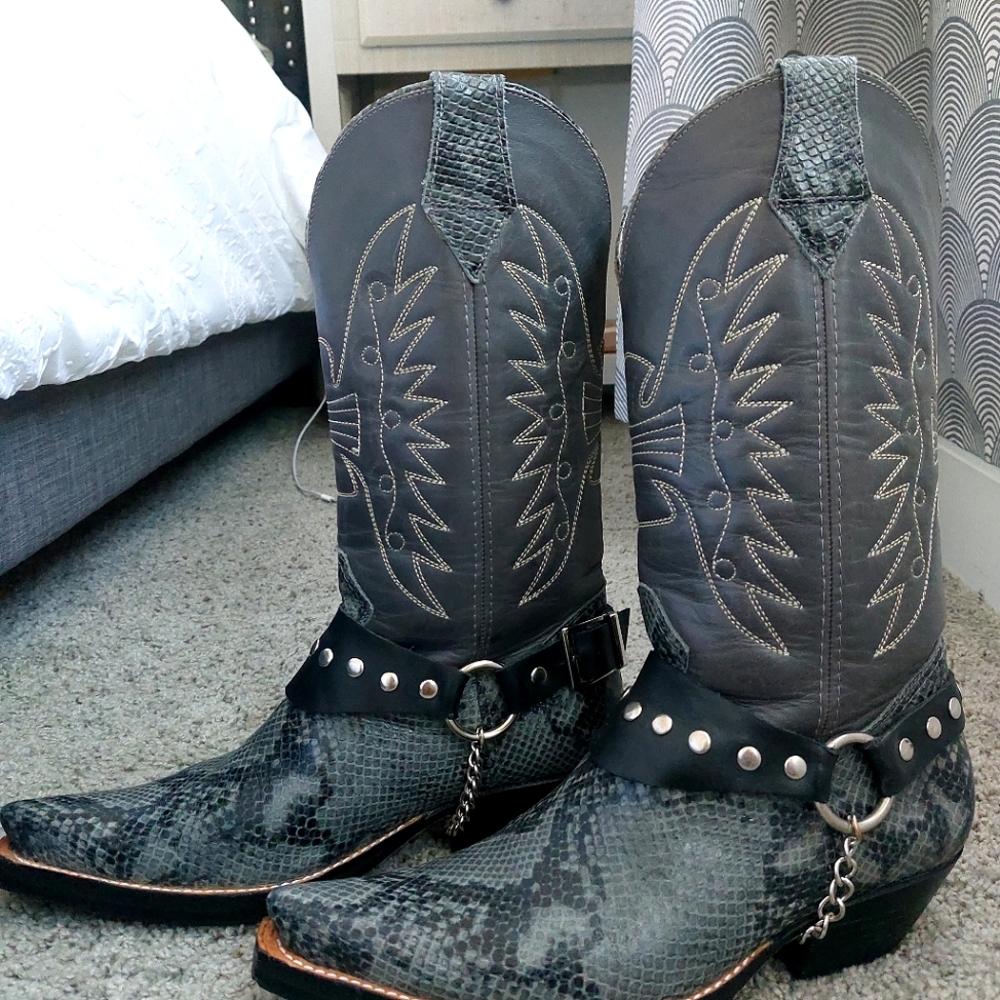 Python snakeskin handmade Cowboy boots